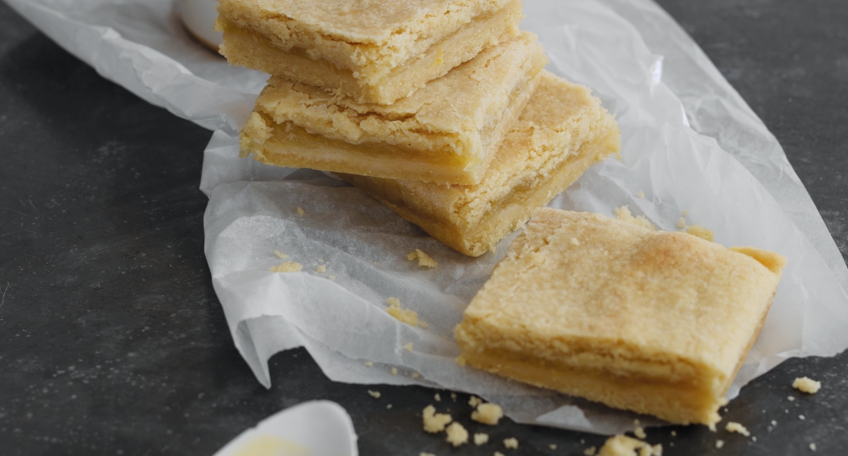 Kerrymaid's Apple Shortbread Sandwich