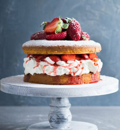 Victoria Sponge Cake (1)